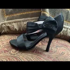 Satin and crystal Nina heels